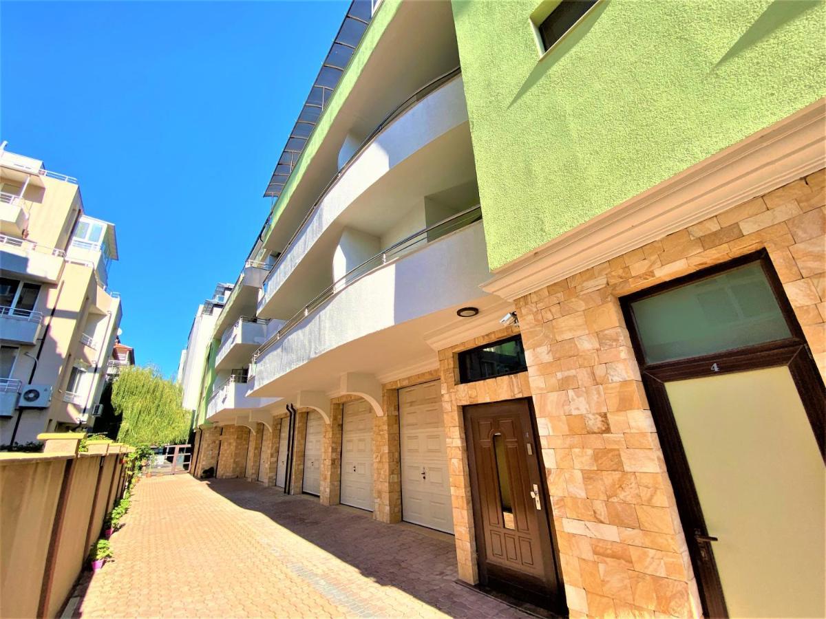 Botabara 312 Self Catering Beach Apartment Pomorie Exterior foto