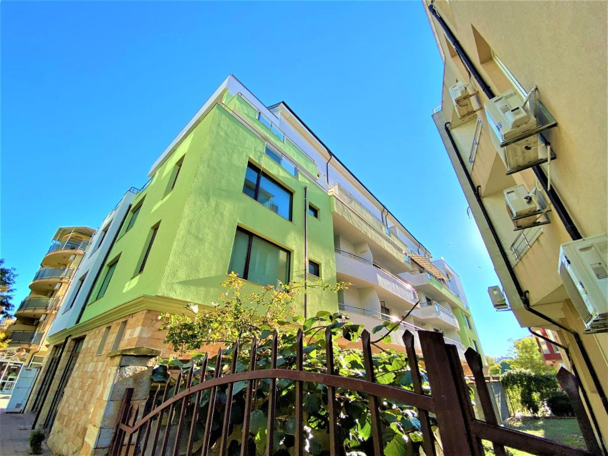 Botabara 312 Self Catering Beach Apartment Pomorie Exterior foto