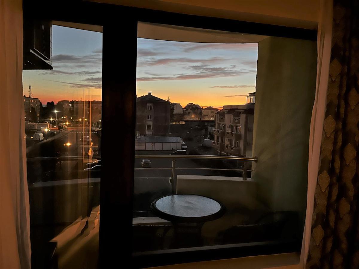 Botabara 312 Self Catering Beach Apartment Pomorie Exterior foto